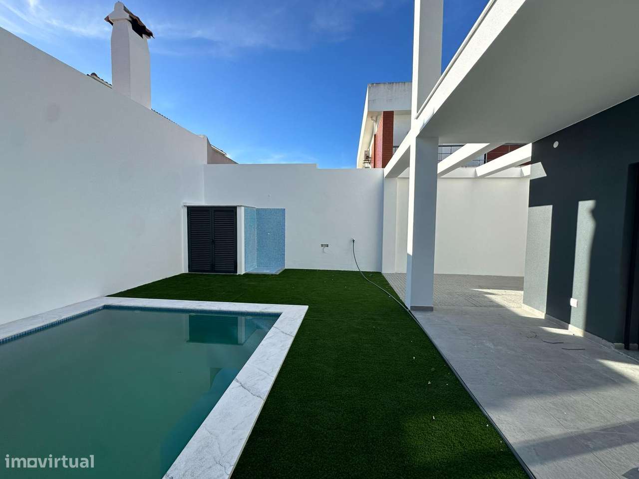 MORADIA T4 FERNAO FERRO-1