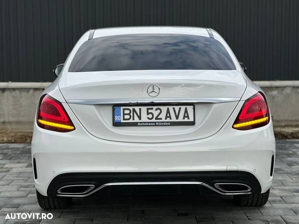 Mercedes-Benz C 220 d 4Matic T 9G-TRONIC AMG Line - 13