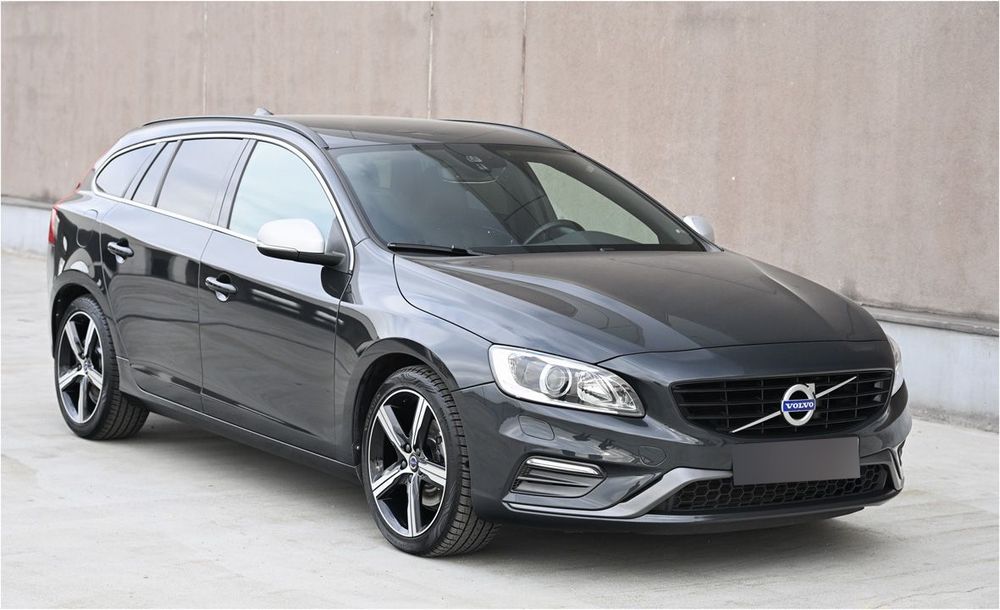 Volvo V60 I (2011-2018) D3 R-Design 2017