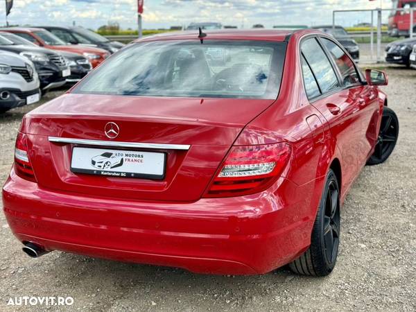 Mercedes-Benz C 220 CDI DPF BlueEFFICIENCY - 3