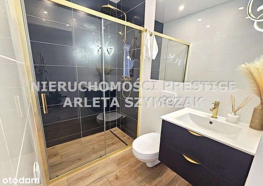 Nietypowy Układ Mieszkania, M-6 Ul. Miodowa-2