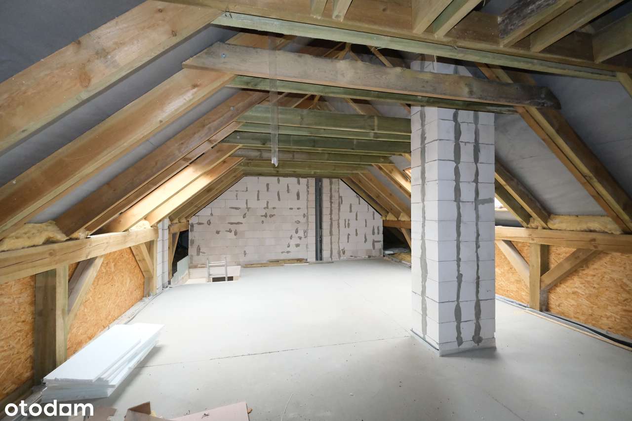 2-pokojowe mieszkanie plus 58 m2 poddasza - nowy blok w centrum Moniek-10