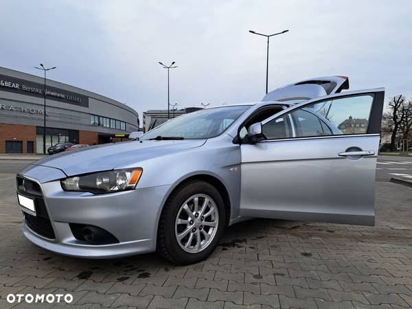 Mitsubishi Lancer 1.6 Invite - 10