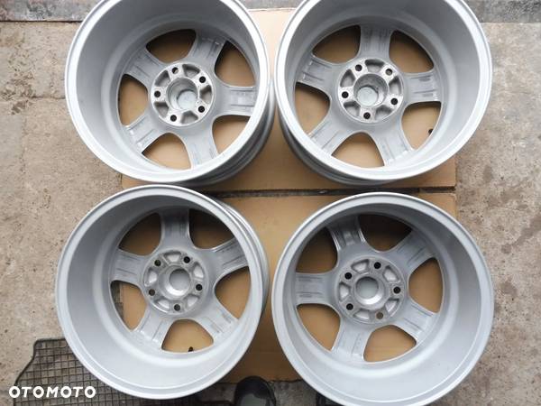 BMW Borbet 16, 7, 5x120, ET20 - 6