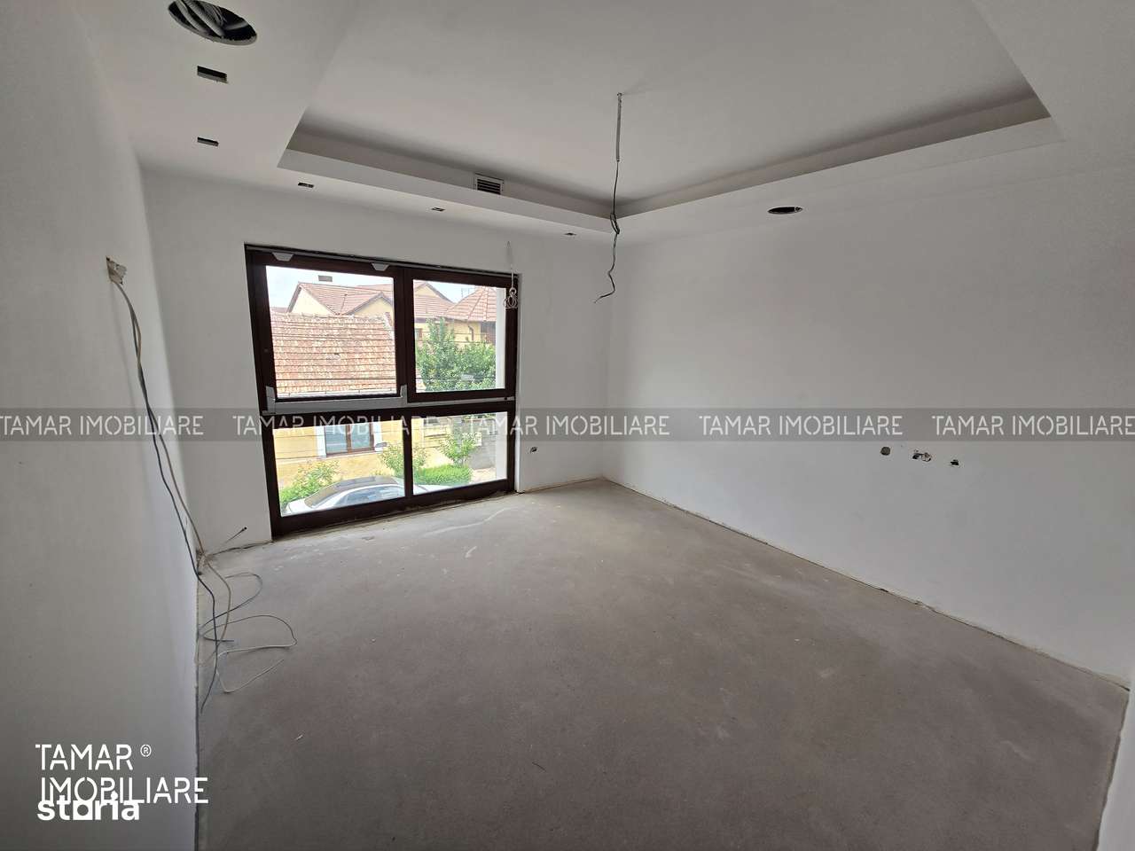 Vilă Deosebită P+E, 335 mp, Teren 1000 mp - Micalaca - Imagine principală: 5/8