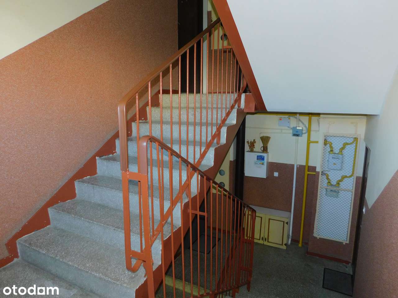 Trzypokojowe  Mieszkanie z Dużym Balkonem.-12