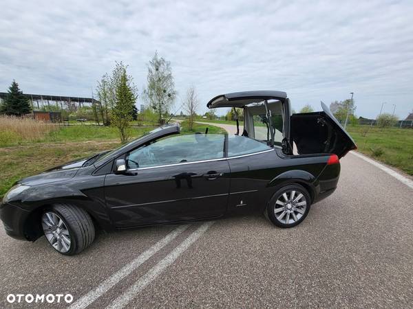 Ford Focus Coupe-Cabriolet 2.0 TDCi DPF Black Magic - 22