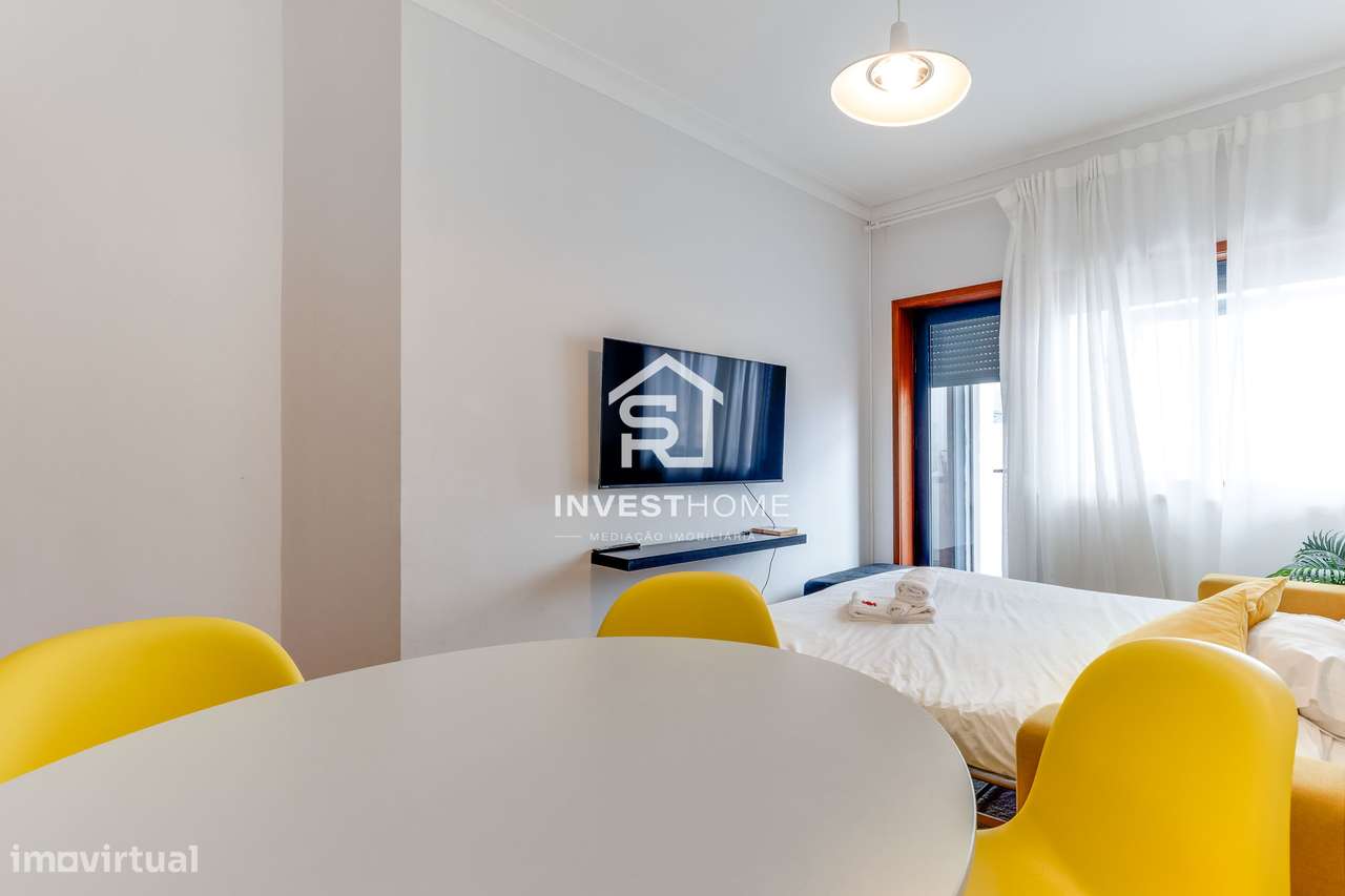 Prédio | 4 Apartamentos T2 | Licença AL ativa | Porto-7