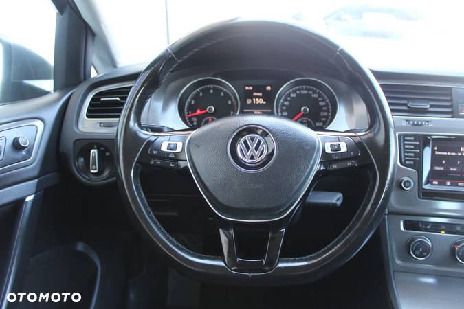 Volkswagen Golf 1.2 TSI BlueMotion Technology Comfortline - 23