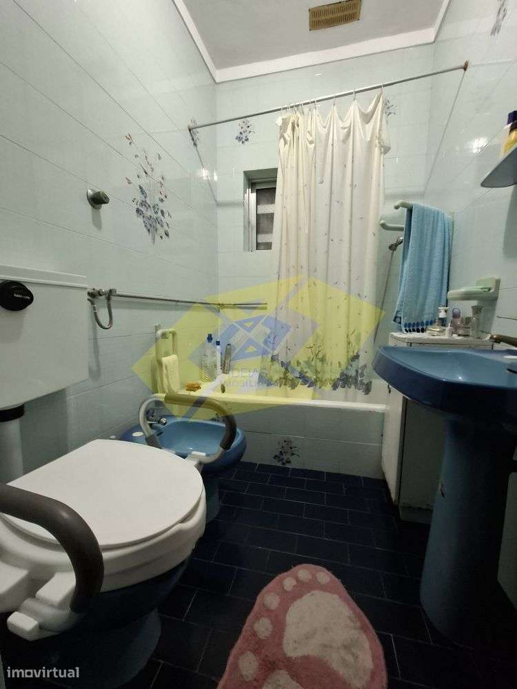 Moradia T4+T1 em Felgueiras (Centro da cidade)-18