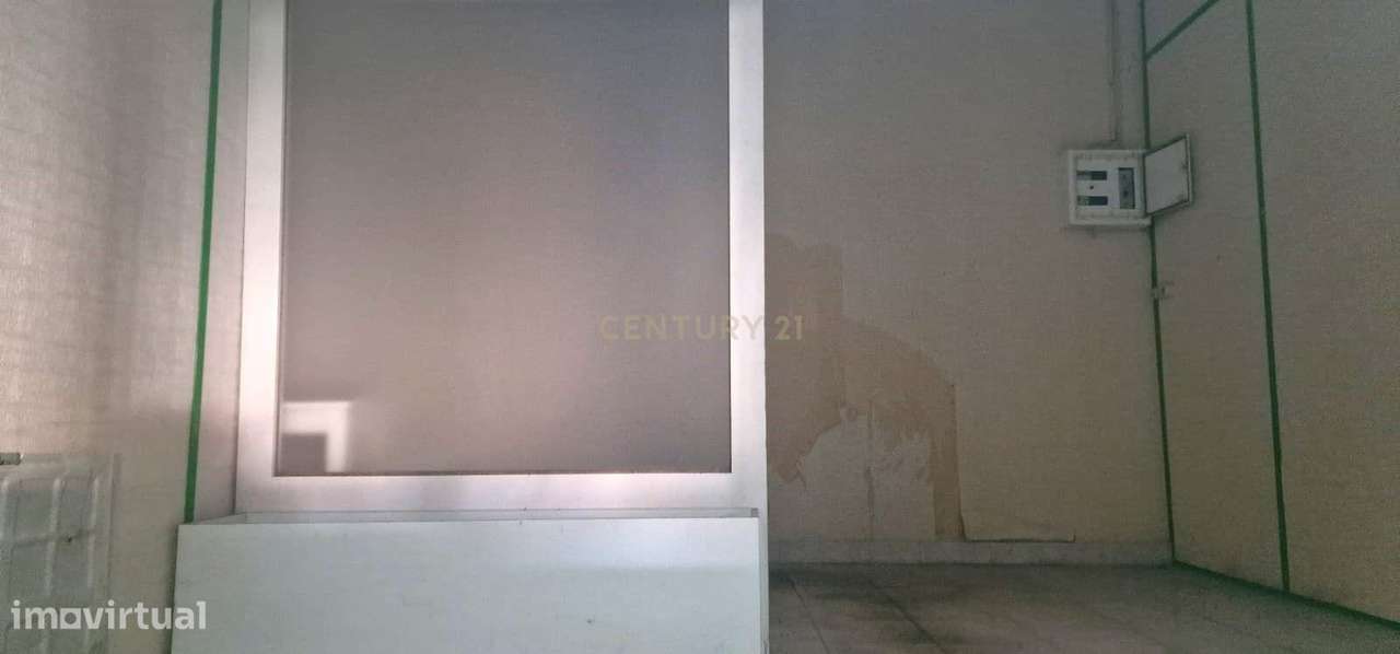 LOJA COMERCIAL OU BOX COM 17 M2 - Grande imagem: 4/8