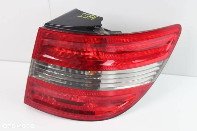 LAMPA PRAWY TYŁ TYLNA MERCEDES W245 05-08R # - 1