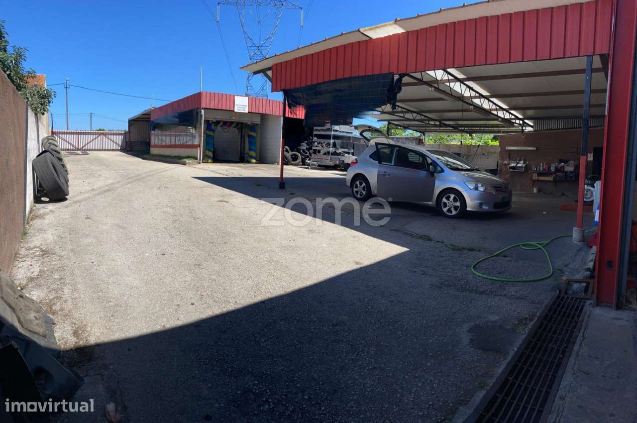 Armazém com 635M2 de área coberta num Terreno de 1900m2 - Grande imagem: 5/18