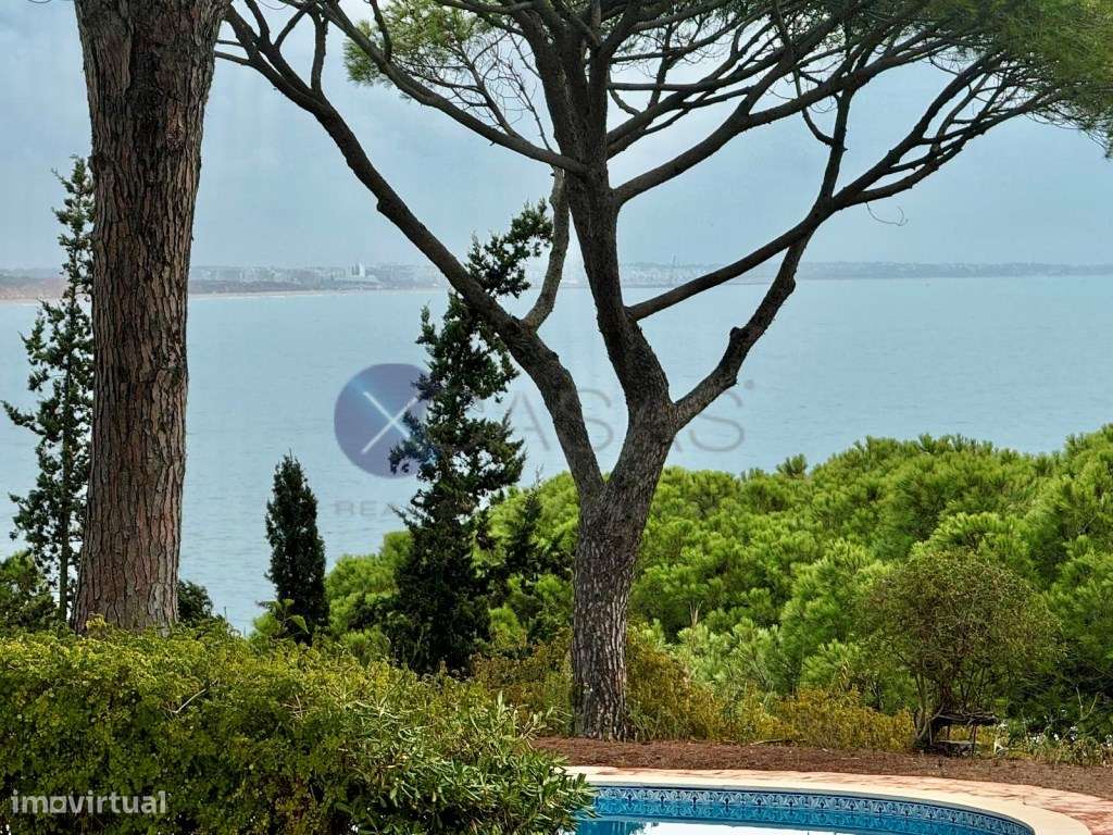 Excelente Moradia térrea com lote de 2430 m2 , com piscina e acesso...-16