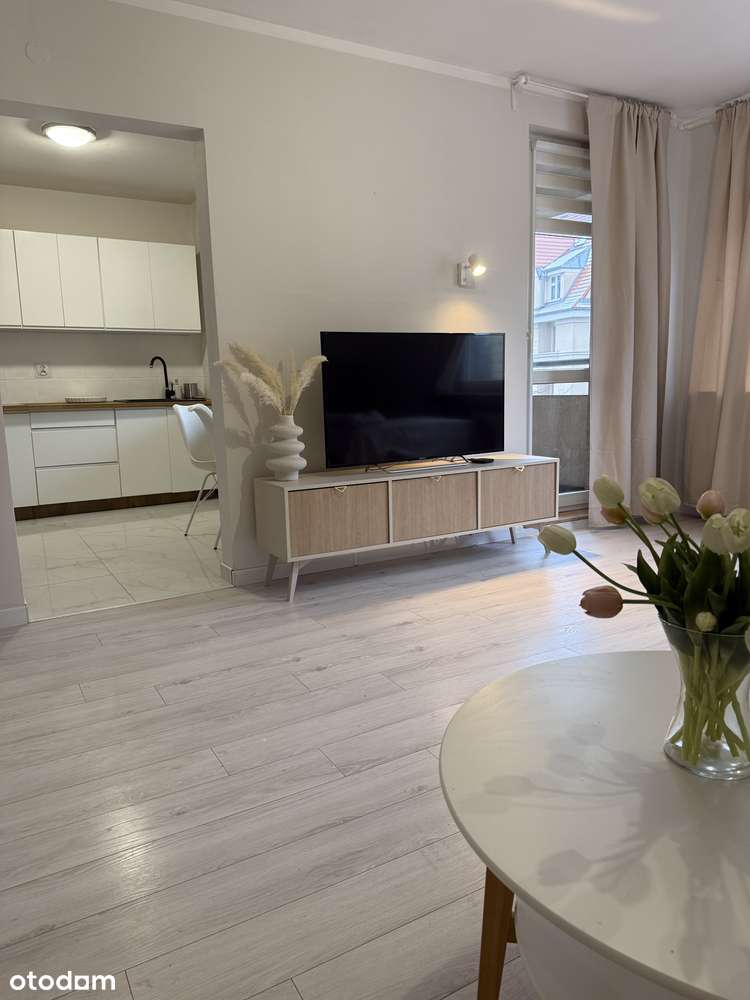 Słoneczne mieszkanie 38,7m² z dużym balkonem i piwnicą na Wildzie