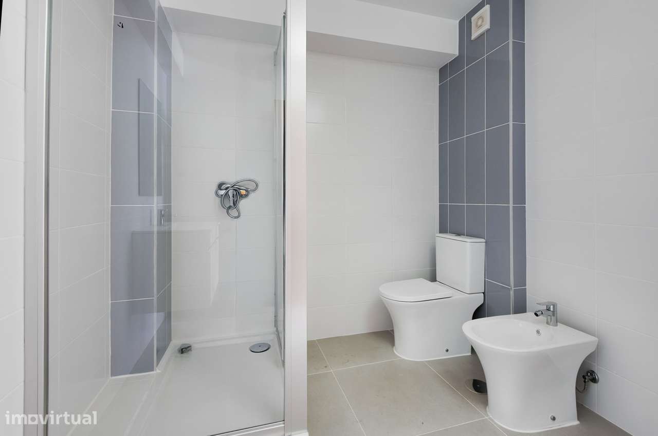 Apartamento T2 novo com garagem em Tortosendo-20