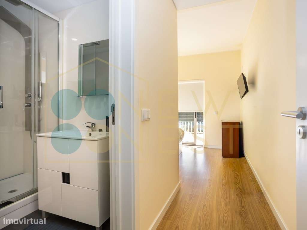 Moradia T2+2 com garagem e jardim, a dois passos do Parque do Serra...-17