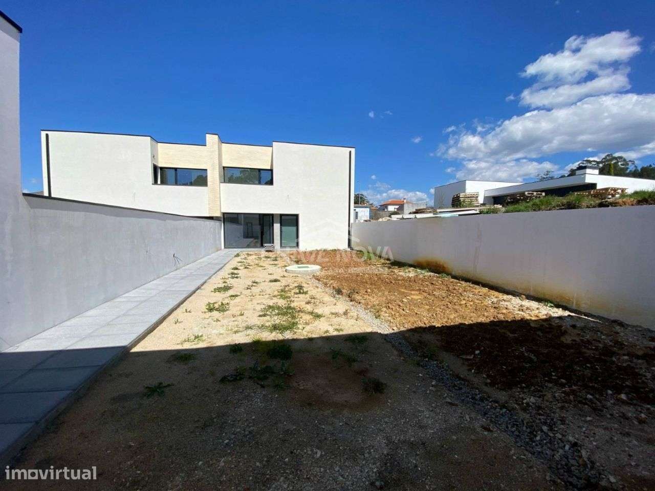 Moradia em banda 4 Quartos, para Venda por 375.000 € em Anadia-22