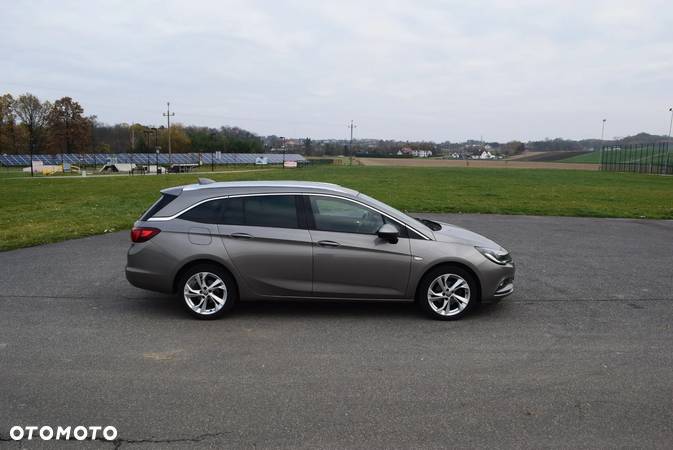 Opel Astra V 1.4 T Elite - 8