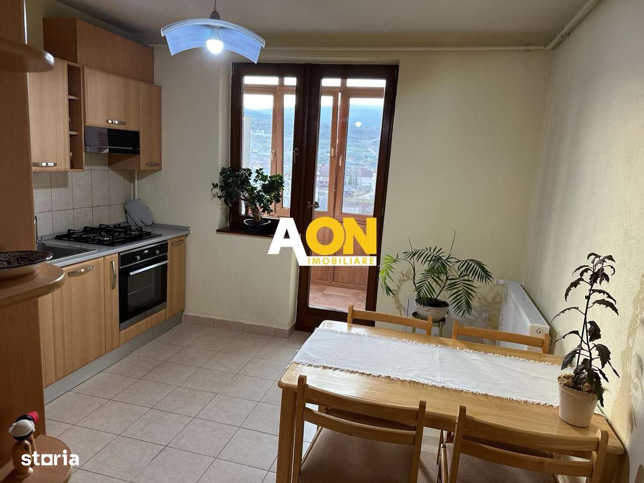 Apartament 3 Camere Zona Cetate, cu Scara Interioara - Imagine principală: 4/17