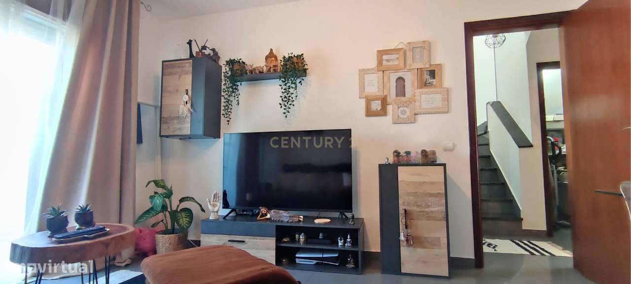 RESERVADO!!!! Moradia em banda com amplos terraços e BBQ em Porches - Grande imagem: 5/18