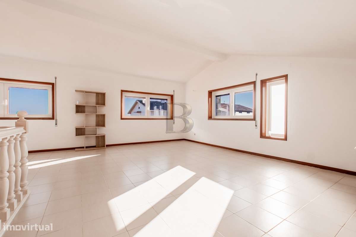 Moradia T4 Venda em Mafamude e Vilar do Paraíso,Vila Nova de Gaia-2