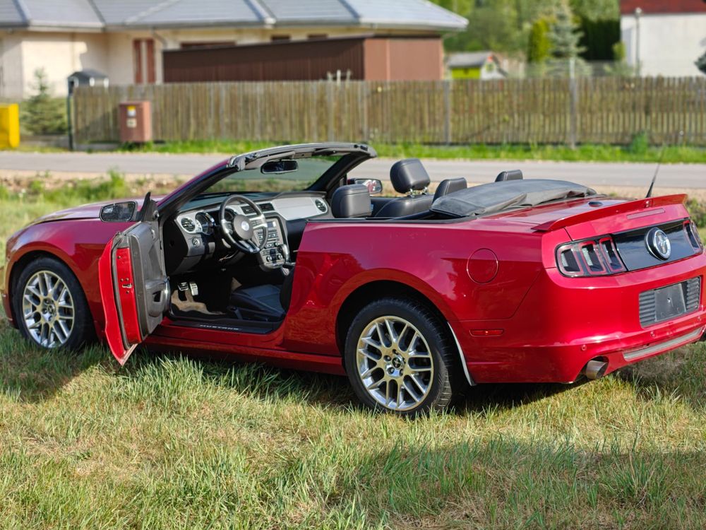 Ford Mustang 3.7 V6 Premium 2013