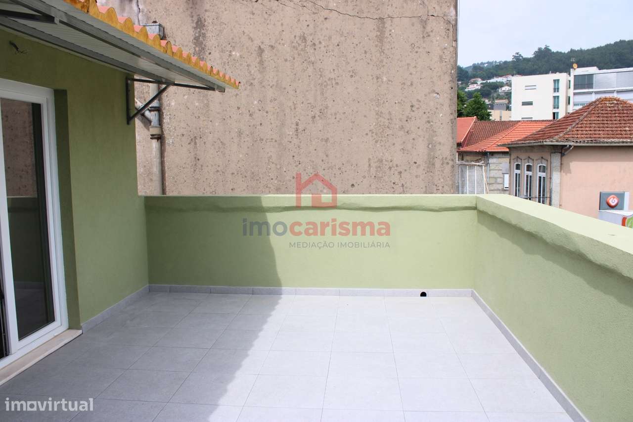 Apartamento T1+1 Com Terraço no Coração de Vizela-12
