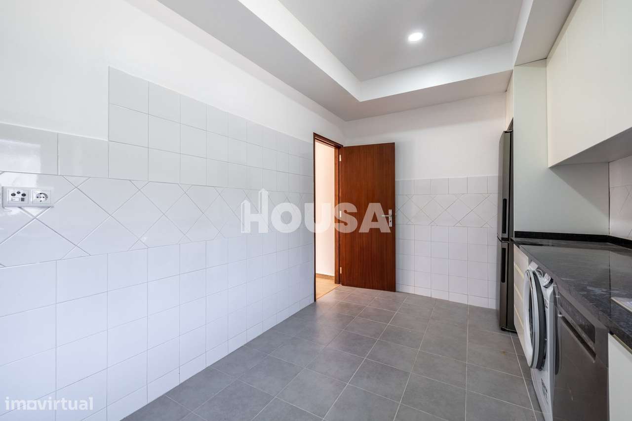Moradia T3 Renovada | Azoia – Leiria-10