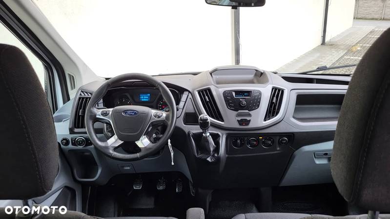 Ford TRANSIT - 13