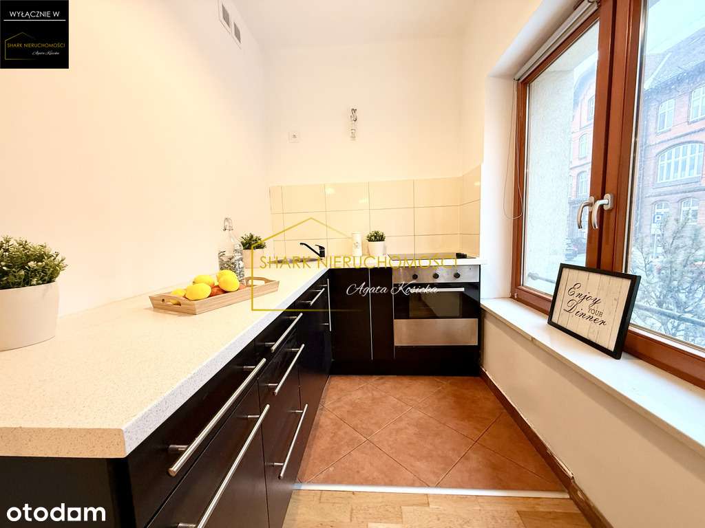 Kawalerka w świetnej lokalizacji + komórka!-7