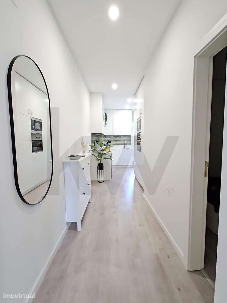 T1+1 totalmente renovado, moderno e pronto a habitar - Zona Ribeirinha - Grande imagem: 2/18