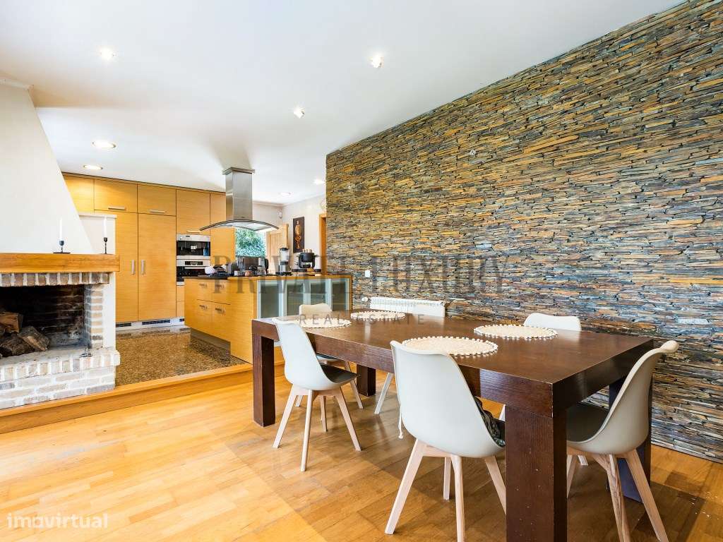 Moradia T5 na Herdade da Aroeira: Primeira Linha de Golfe com Vista...-12