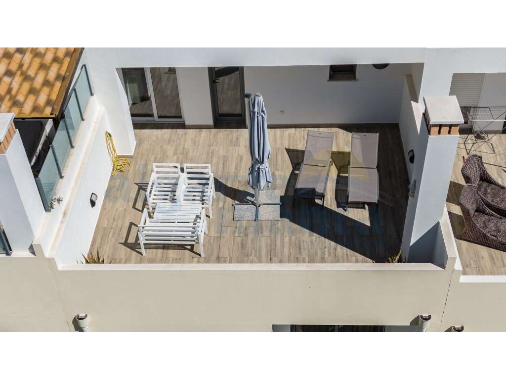 Moradia T3+2 Contemporânea - Pegada, Tavira, Algarve - Grande imagem: 3/60