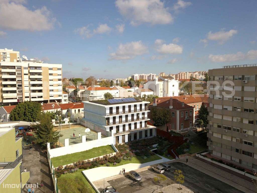 Terreno com prédios para Reabilitação e Projeto Aprovado - Grande imagem: 4/27