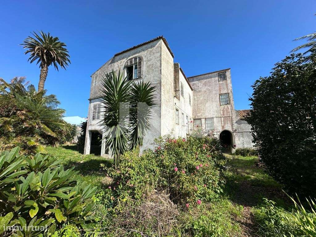 Prédio V8 para remodelação, no centro de Ponta Delgada - Grande imagem: 3/14