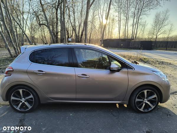 Peugeot 208 1.6 VTi Allure - 6