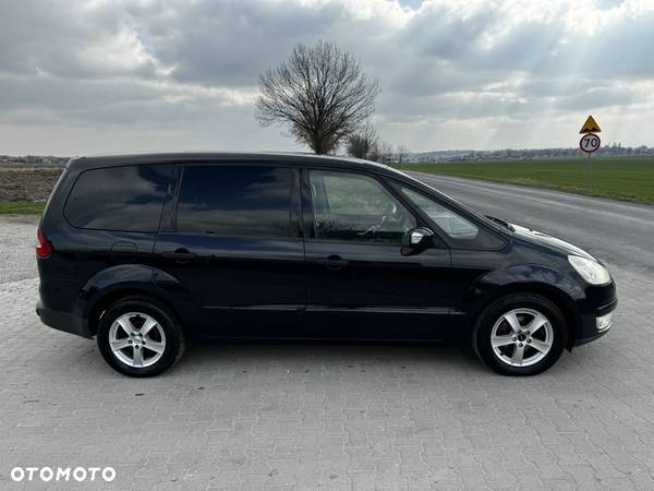 Ford Galaxy 2.0 TDCi Ambiente - 9