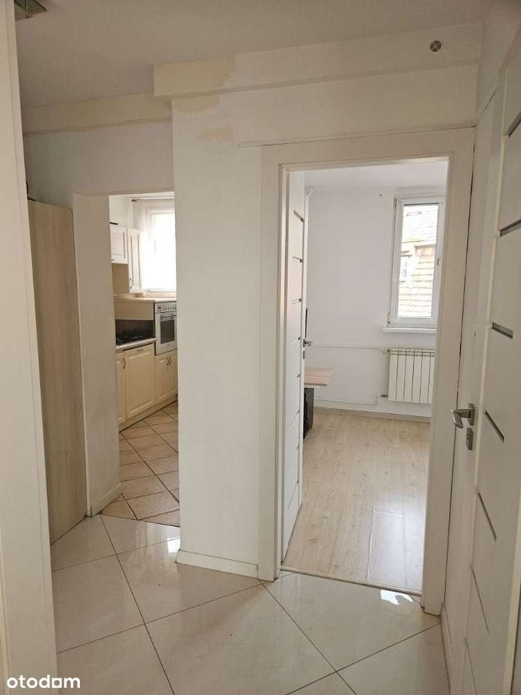 Doskonała Lokalizacja Niski Blok Drugie Piętro-10