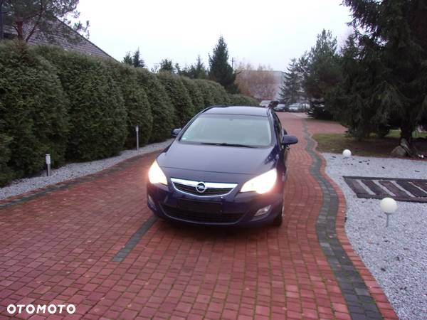 Opel Astra 1.7 CDTI DPF Sports Tourer - 4