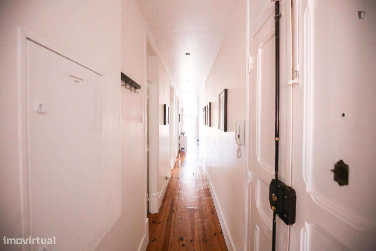 Quarto - localizado em Arroios Lisbon - Grande imagem: 5/6