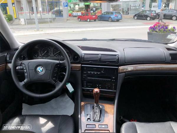 BMW 740 iA - 14