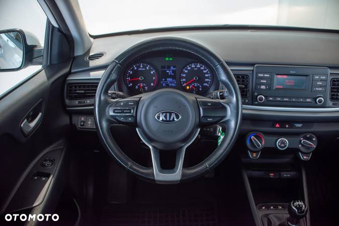 Kia Rio - 15