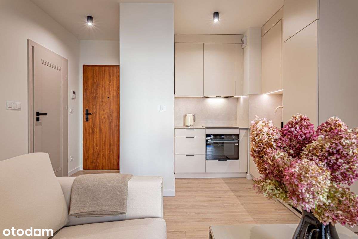 Nowa kawalerka z balkonem | wykończona | bez Pcc-13