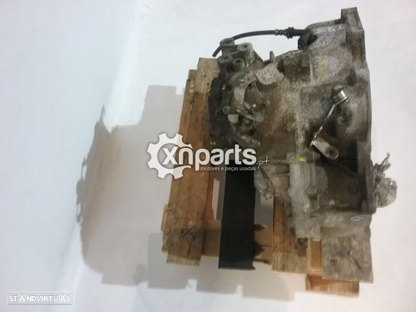 Caixa de velocidades manual OPEL ASTRA H 1.7 CDTI 03.04 - 10.10 Usado REF. F23 MOTOR Z17DTH - 2