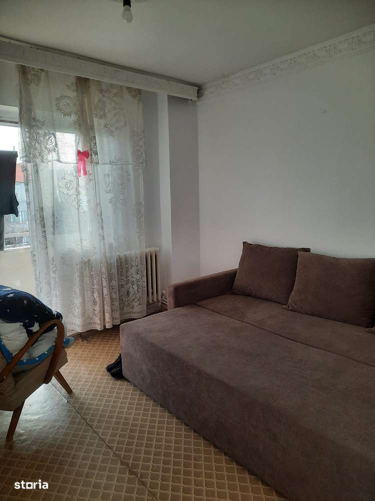Inchiriez apartament 2 camere - Imagine principală: 4/7