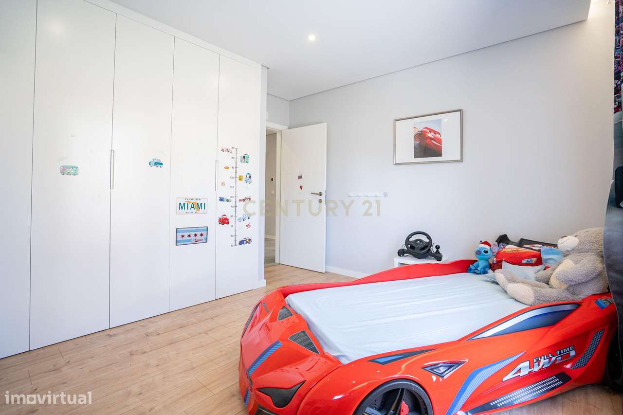 Moradia de Luxo T3 junto a Sintra | Vila Verde-19