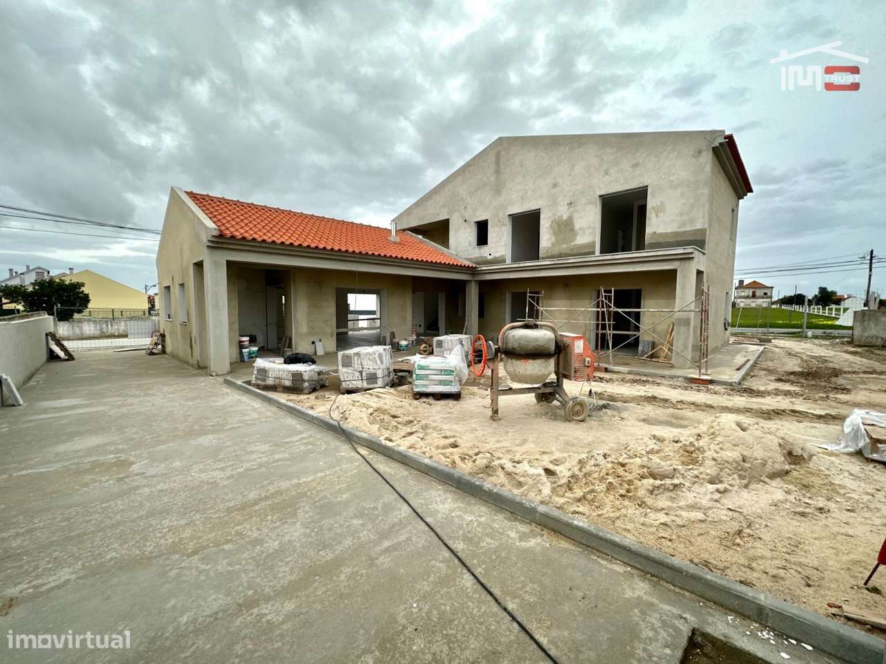 Incrível Moradia T4+1 - Com 612M2 de Terreno-30