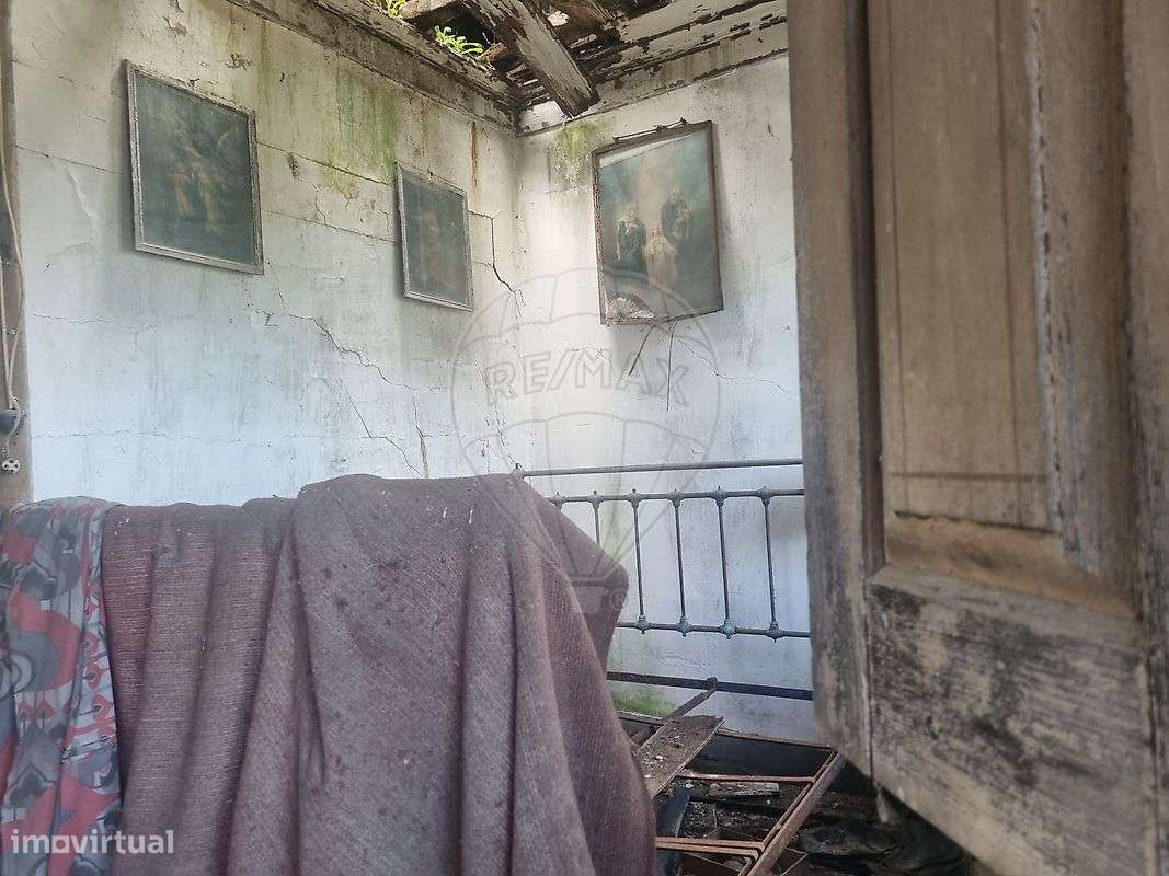 Moradia T5 para venda-17