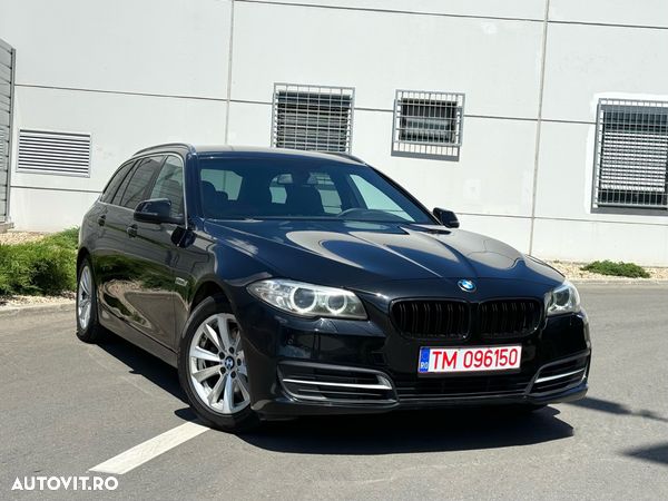 BMW Seria 5 520d Touring Aut. Luxury Line - 1